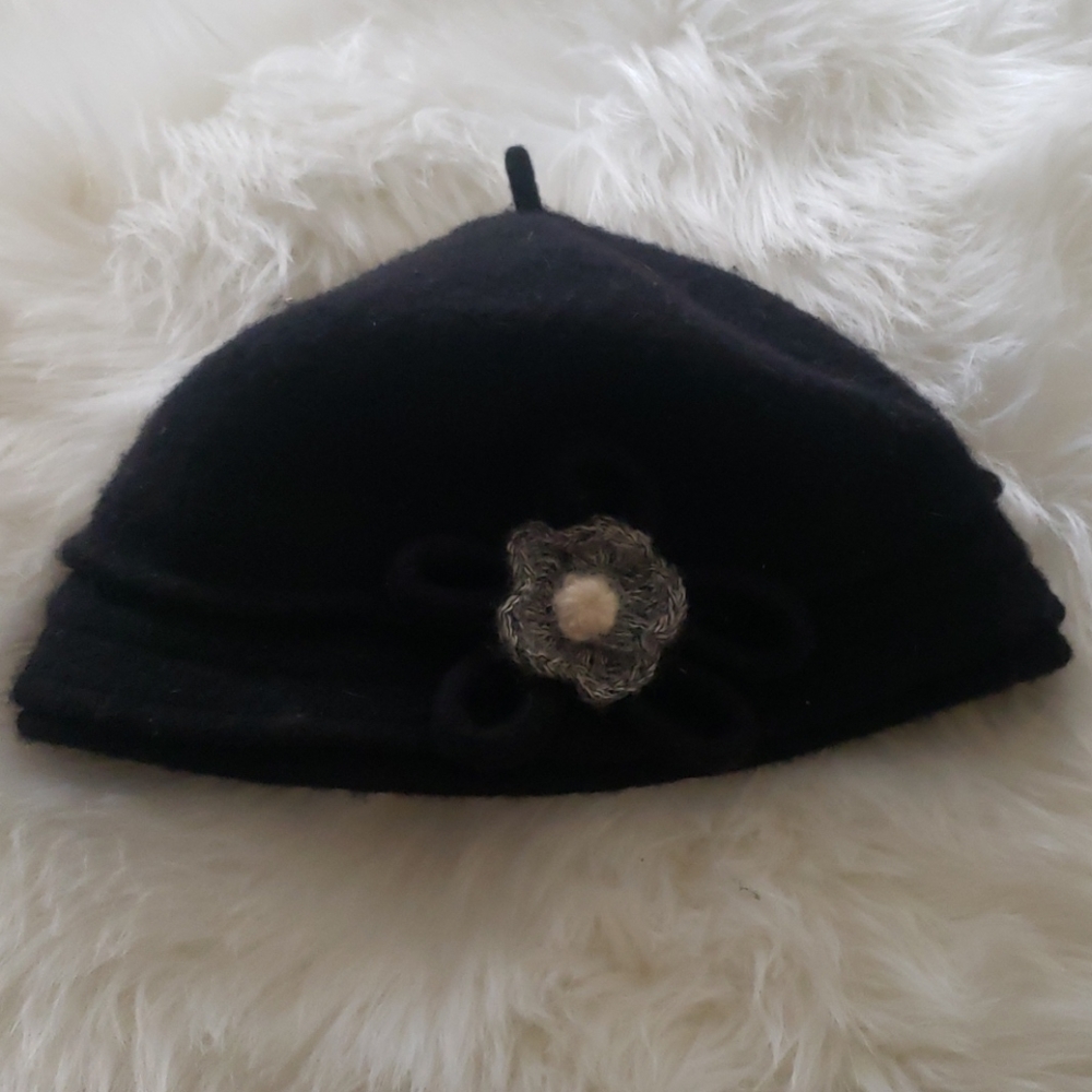 Vintage Angiolo Frasconi black wool hat flower Italy